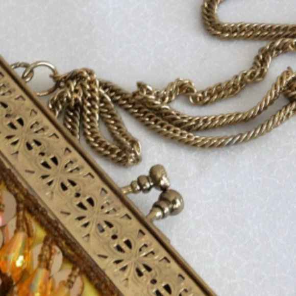 Vintage Gold Sequin Beaded Purse Made in Hon Kong Long Chain - Picture 4 of 5